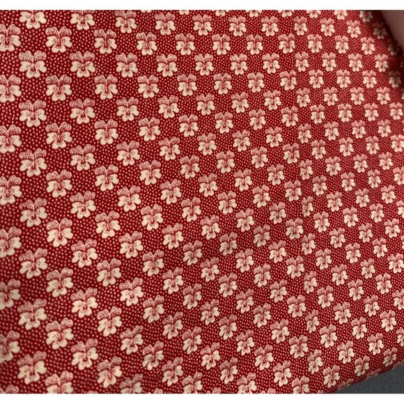 Red Floral Pattern Fabric Square 34x34 Inches Cotton Fabric Sewing & Crafting Pr - Picture 1 of 4